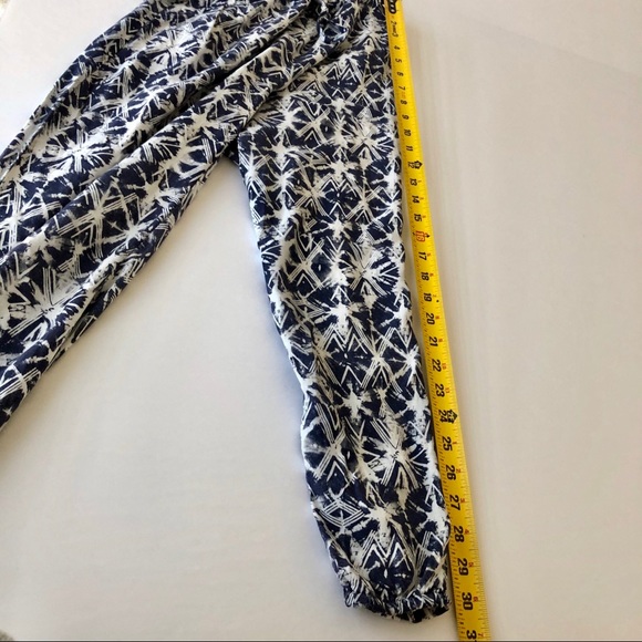 Mudd strapless printed blue and white casual jumpsuit small - Picture 4 of 13